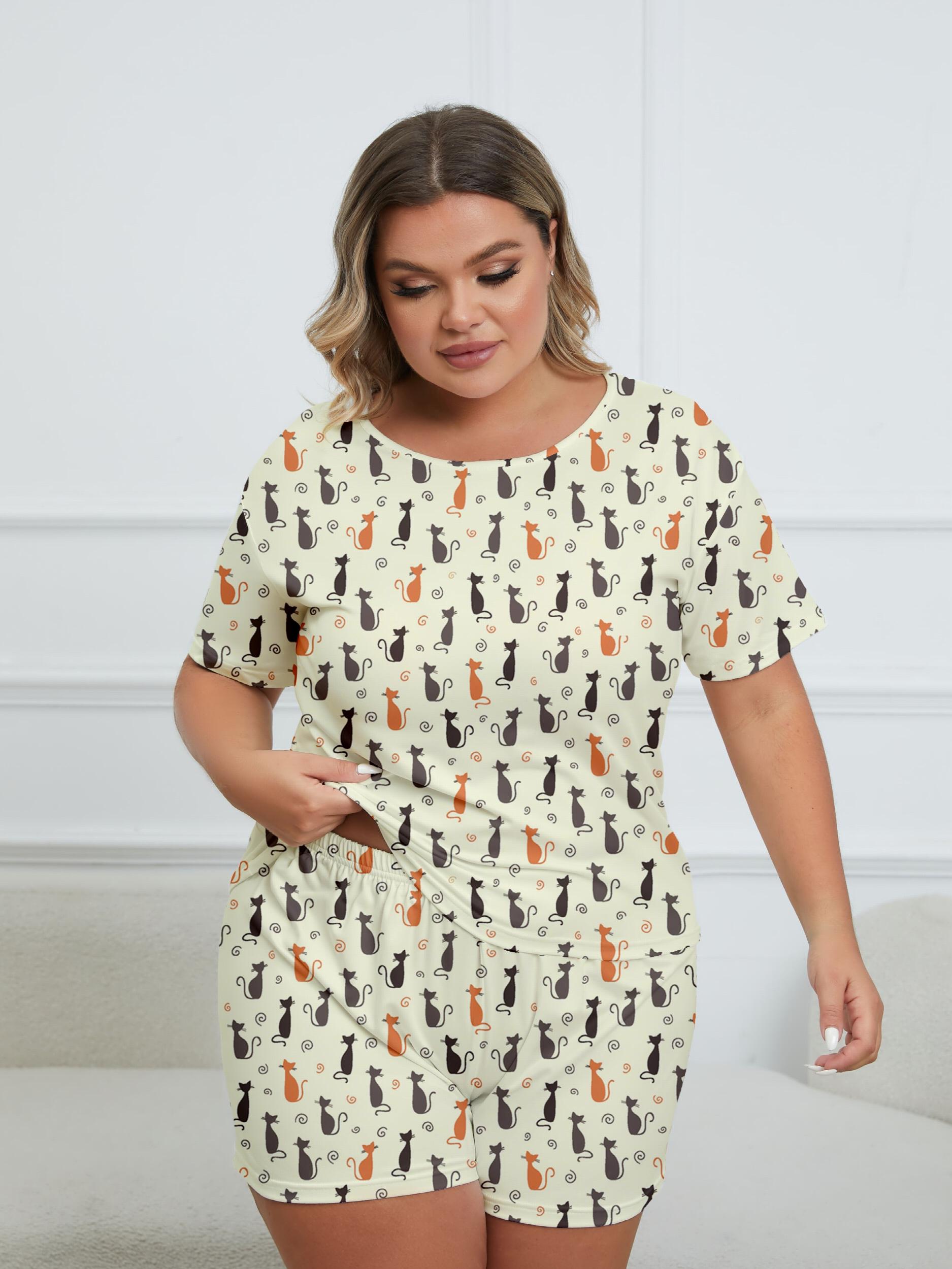 Cartoon Cat Print Tee & Shorts Pajama Set