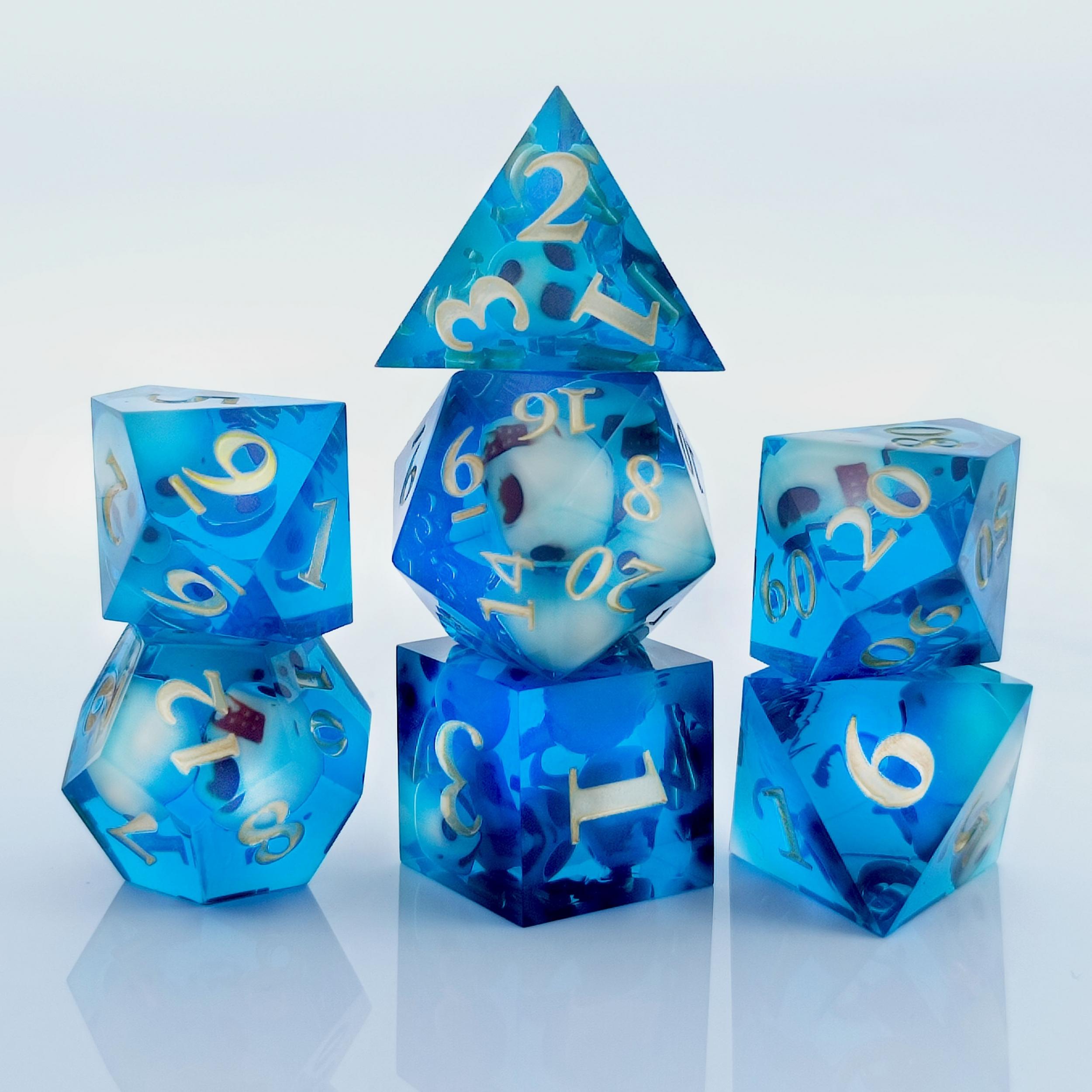 7pcs Resin Dice Set And Polyhedral Dice Set in Packaging