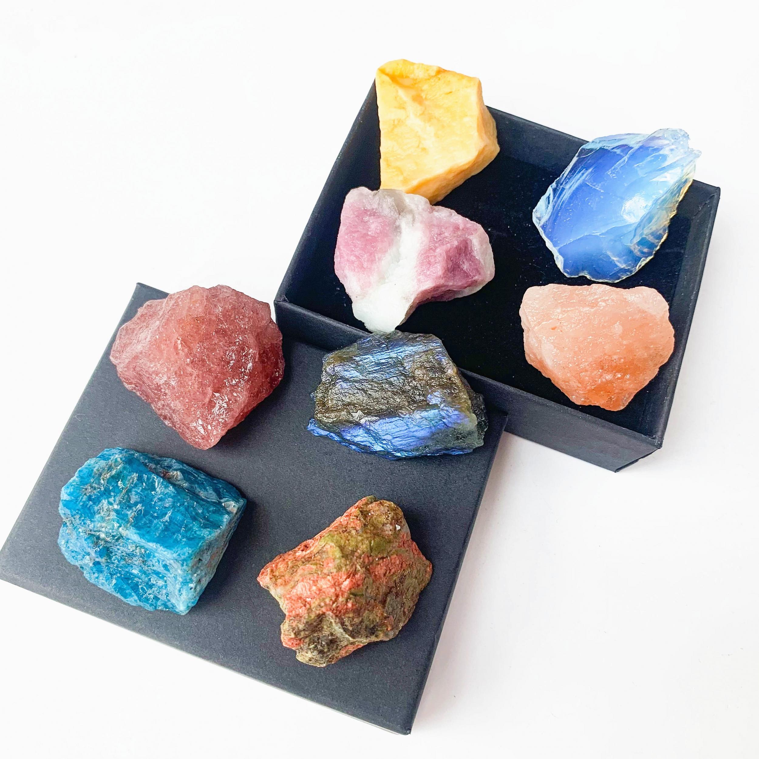 8pcs Natural Large Size Crystals & Gemstone Collection Box Chakra Stones Reiki