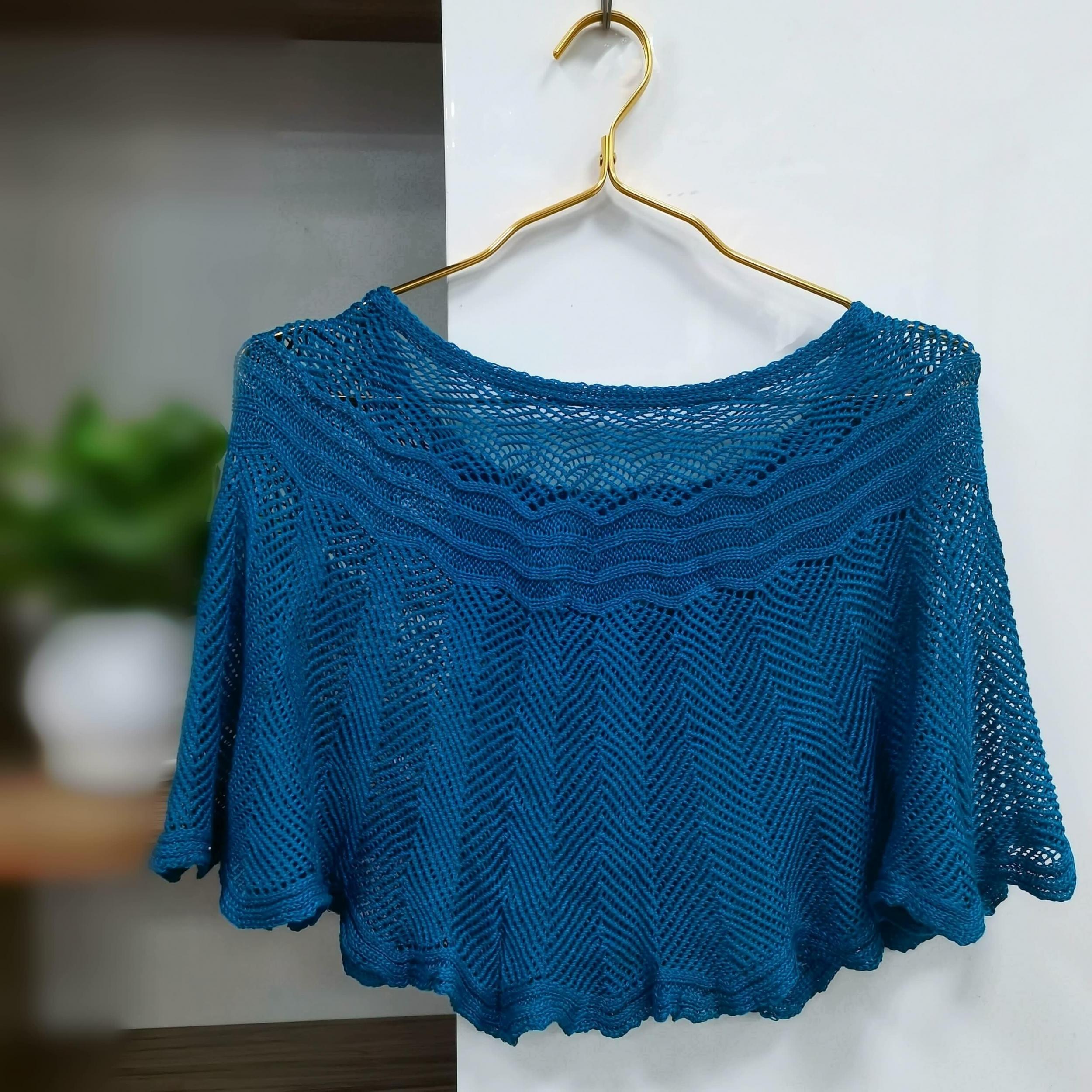 Knitted Shawl Wavy Edge Solid Wrap Cape